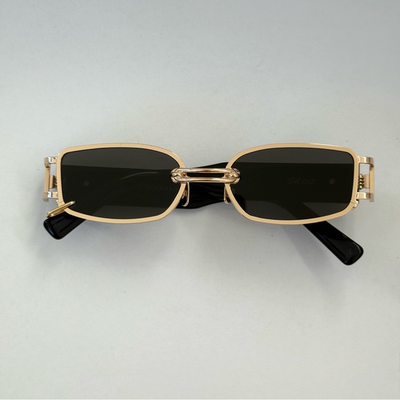 Gentle Monster AUTHENTIC! Gw 002 03 Gentle Wu Gold Frame Sunglasses. - Picture 3 of 16